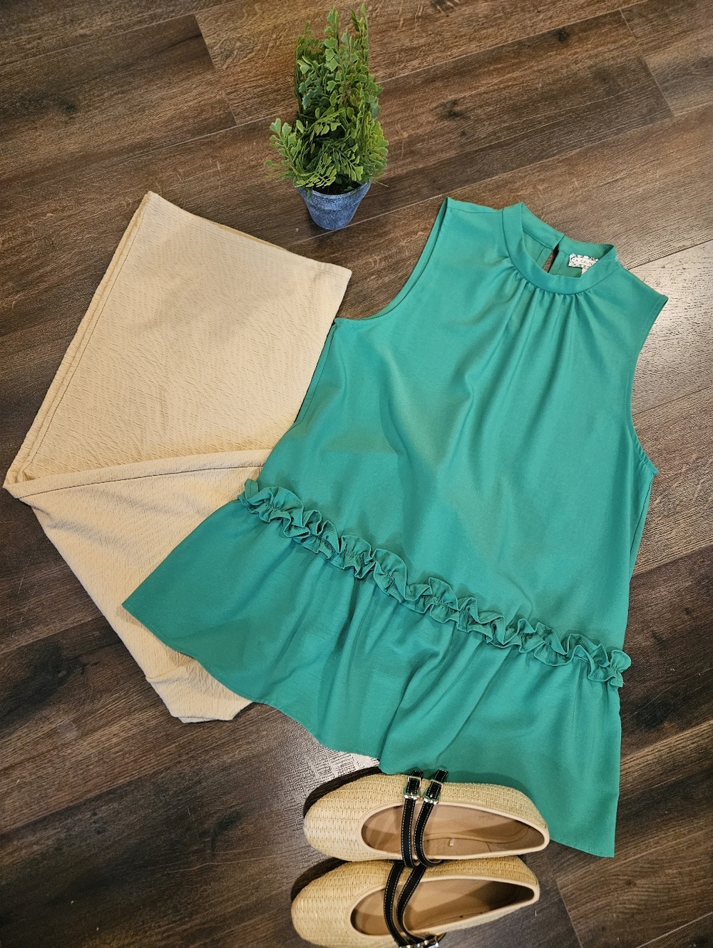 Sleeveless Ruffle-Hem Blouse in Teal Green